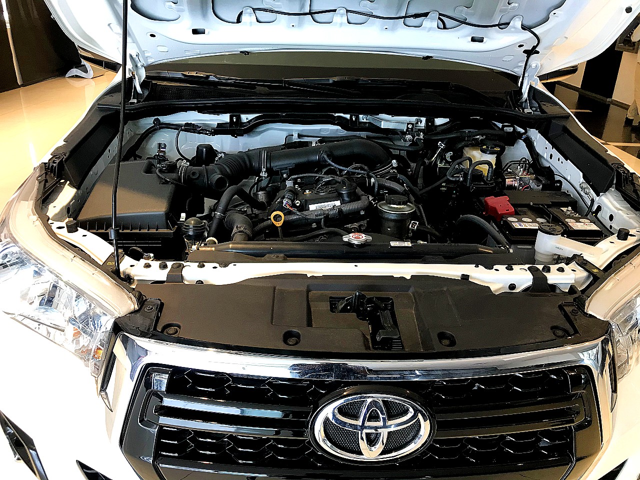 Toyota Hilux 2019 Model Engine